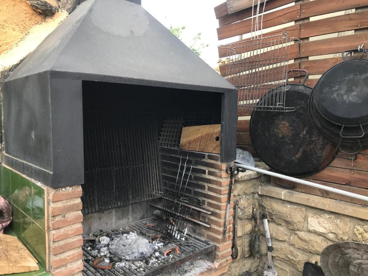 Gasthaus Casa Jalon Santa Eulalia de Gállego Exterior foto